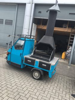 800 Free-Standing Mobile Braai